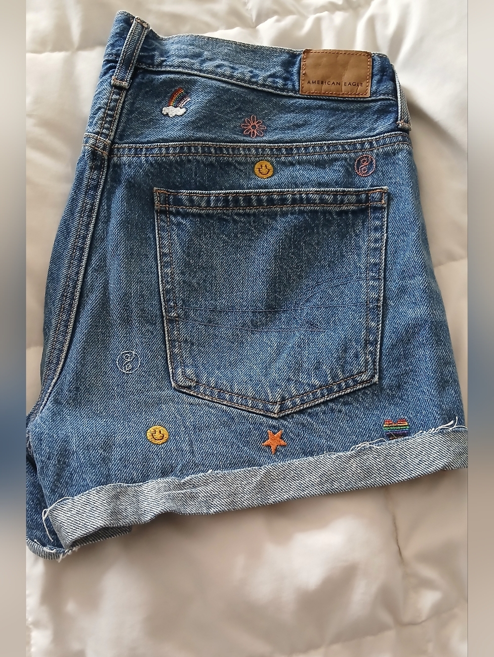 American Eagle Outfitters Blue Denim Embroidered Patch Jean Shorts